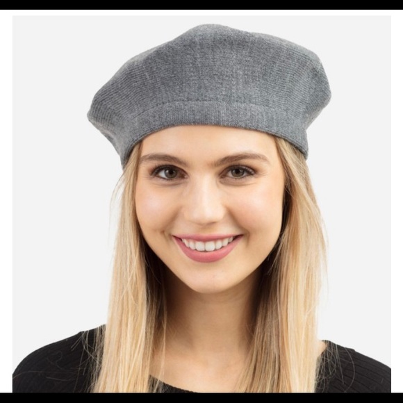 🚨🚨2 Left 🚨🚨Gray Beret OS NWT 🏷 - Picture 1 of 1